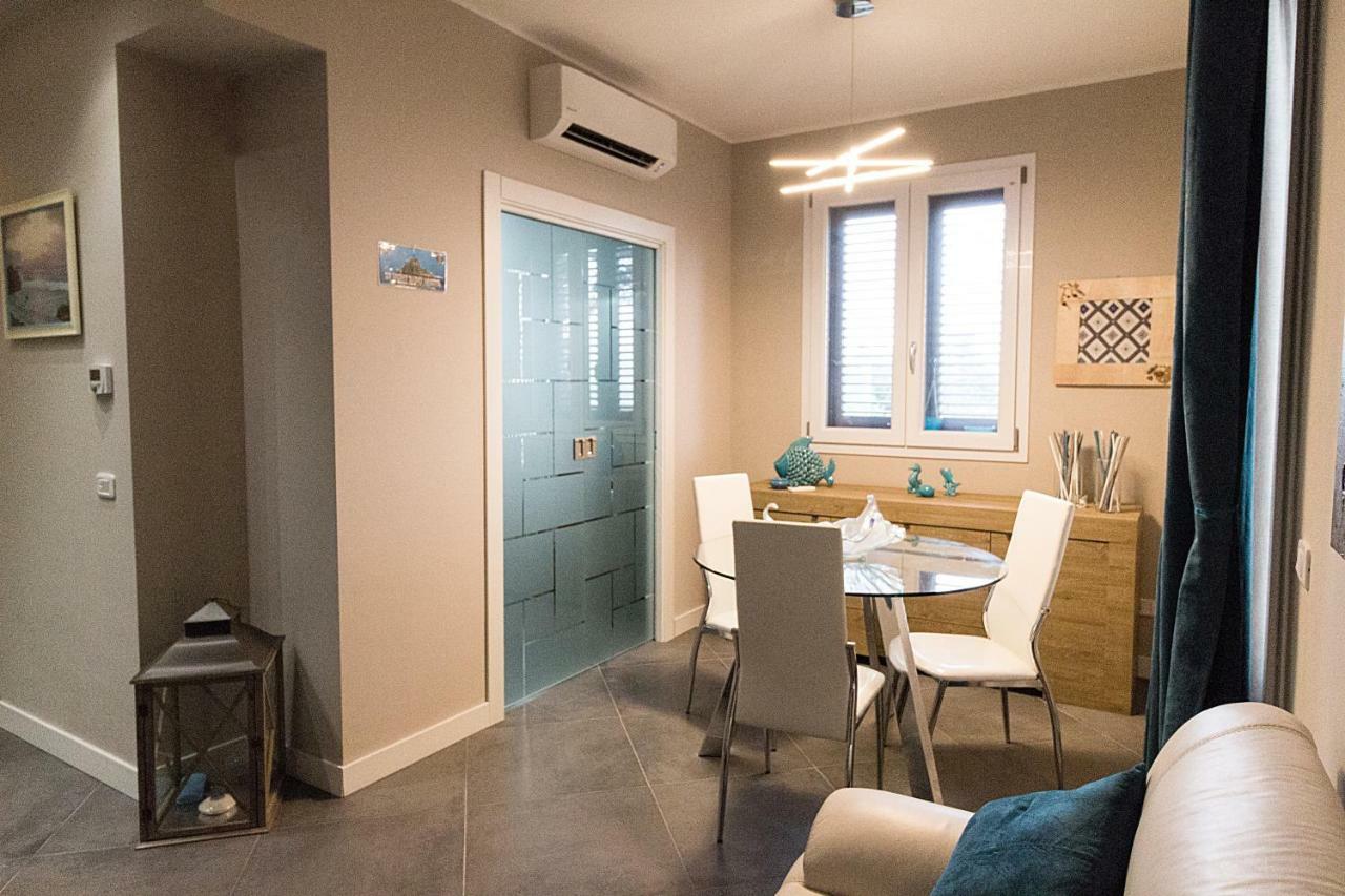 Ze-Vi Home Santa Flavia Exterior foto